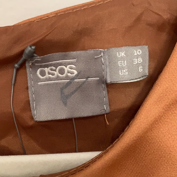 NWT Asos Bonded off the shoulder jumpsuit sz 6 - Picture 3 of 9